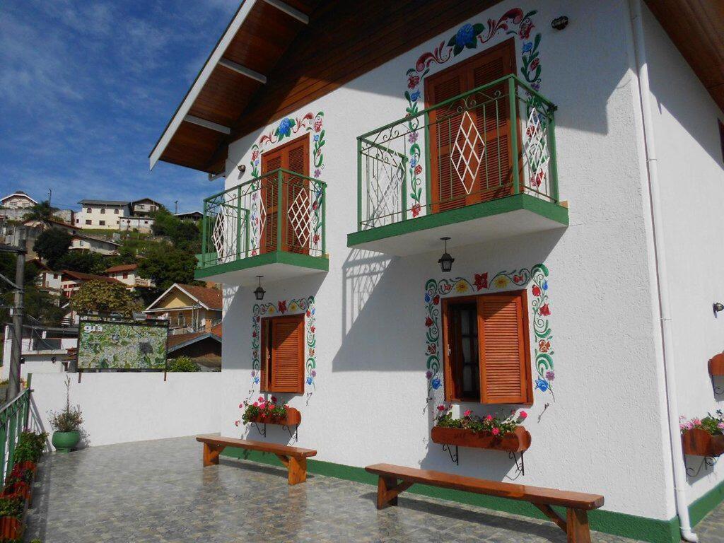 Pousada Monte Suico Campos do Jordão Екстериор снимка