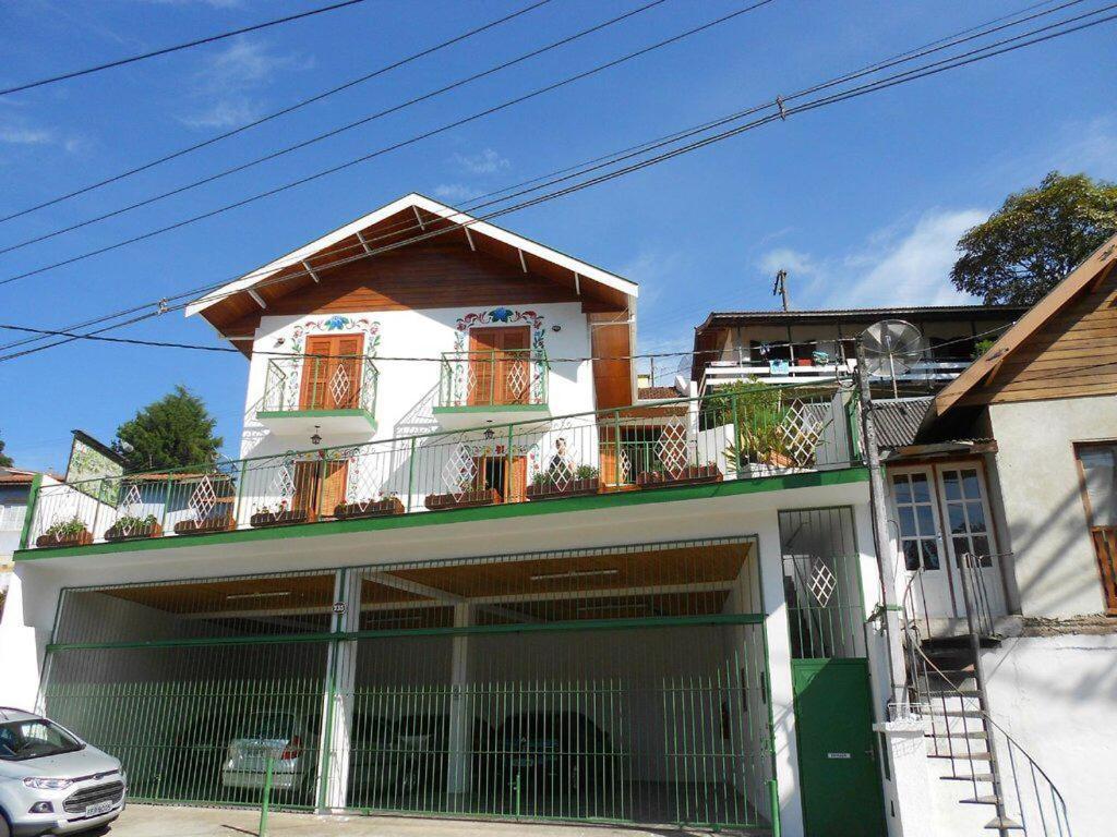 Pousada Monte Suico Campos do Jordão Екстериор снимка